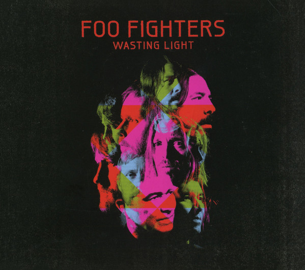 CD FOO FIGHTERS = WASTING LIGHT , NACIONAL , USADO , ÓTIMO ESTADO