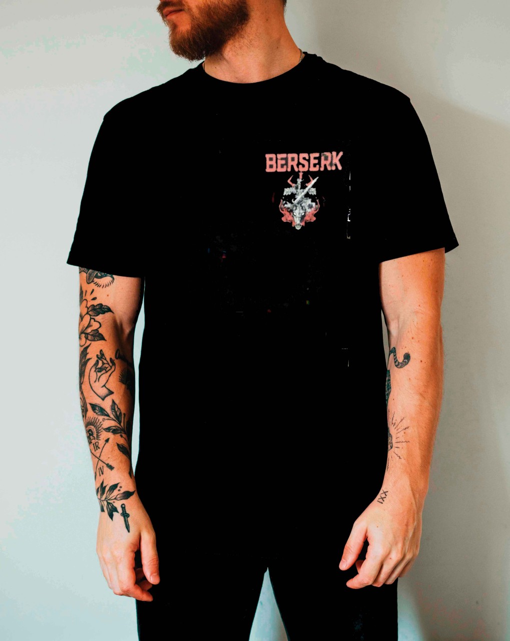 Camiseta BERSERK (PEITO)